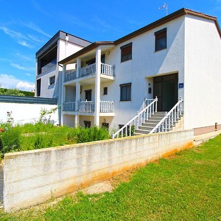 PUY Apartments Veroslava 2159 מראה חיצוני תמונה